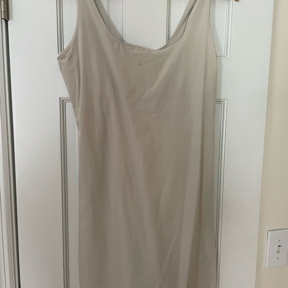 Nike Bliss Luxe Training Dress - Small - Picture 6 of 8